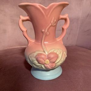 Vintage Hull Art floral vase